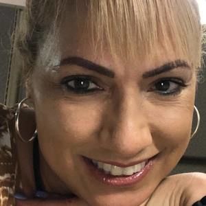 Meet your Posher, Diana